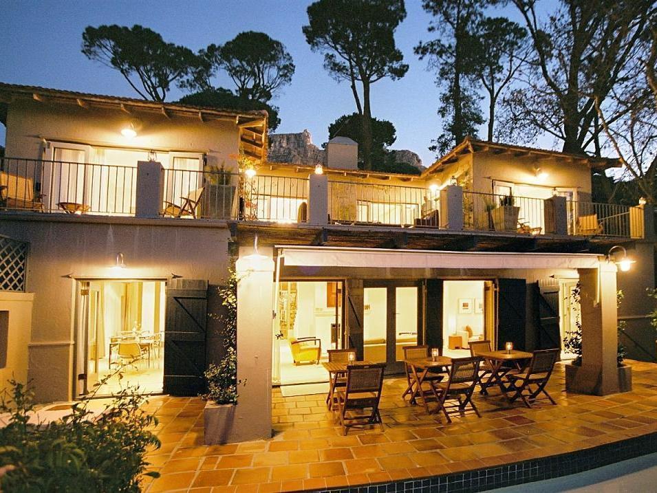 Alta Bay Hotel Cape Town Exterior photo