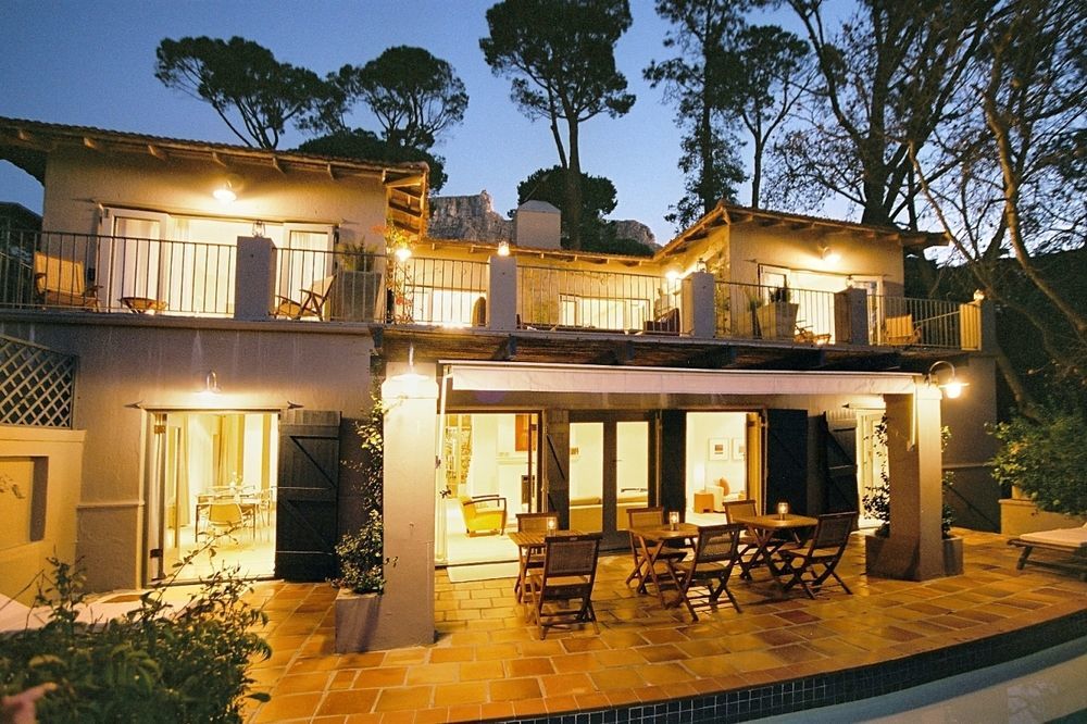 Alta Bay Hotel Cape Town Exterior photo