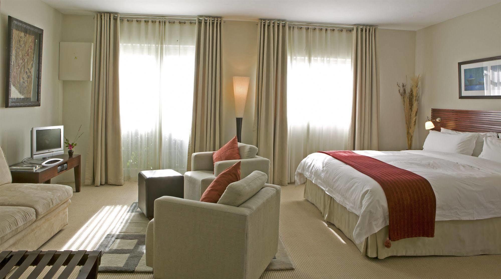 Alta Bay Hotel Cape Town Exterior photo
